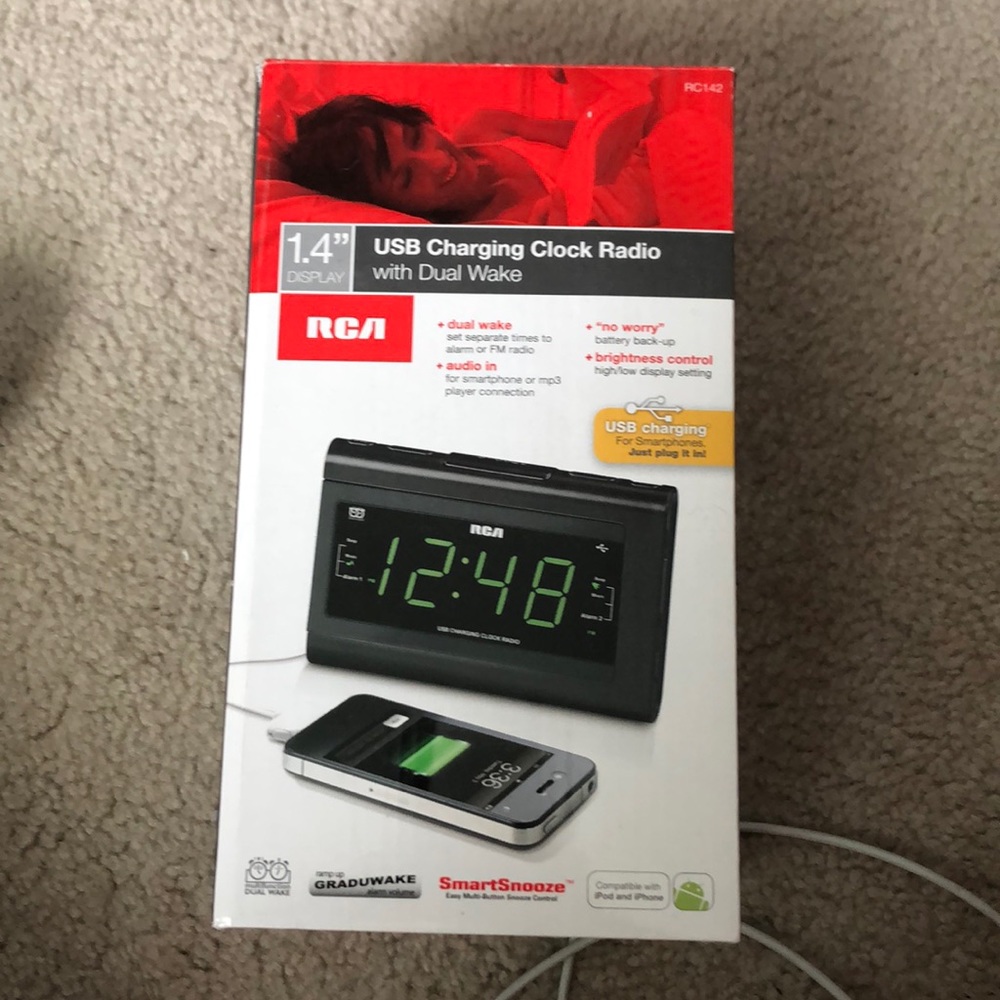 USB charging alarm clock
